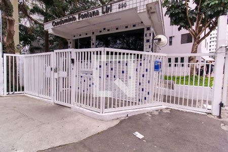 Apartamento para alugar com 50m², 2 quartos e 1 vagaFachada