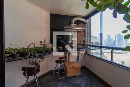 Varanda gourmet de apartamento à venda com 4 quartos, 244m² em Real Parque, São Paulo