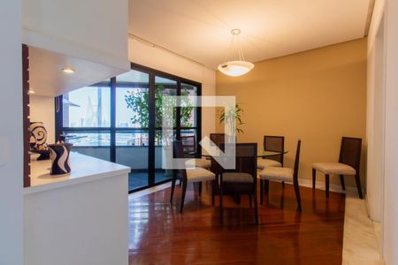 Sala de Jantar de apartamento à venda com 4 quartos, 244m² em Real Parque, São Paulo