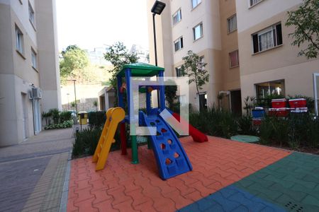 Apartamento para alugar com 32m², 2 quartos e sem vagaÁrea comum - Playground