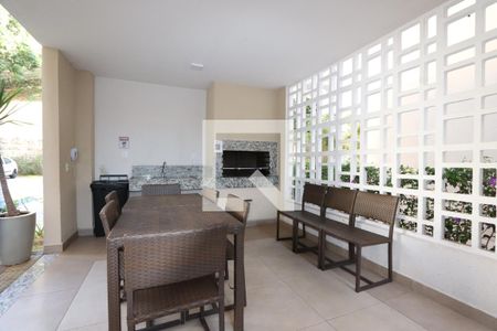 Apartamento para alugar com 32m², 2 quartos e sem vagaÁrea comum - Churrasqueira