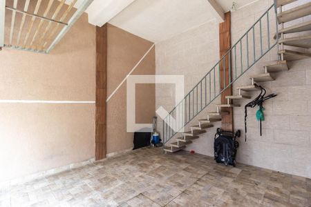 Casa à venda com 167m², 3 quartos e 2 vagasGaragem