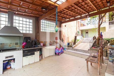 Casa à venda com 167m², 3 quartos e 2 vagasÁrea Externa Churrasqueira