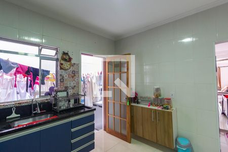 Casa à venda com 167m², 3 quartos e 2 vagasCozinha