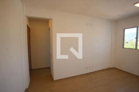 Sala de apartamento para alugar com 2 quartos, 50m² em Jacarepaguá, Rio de Janeiro