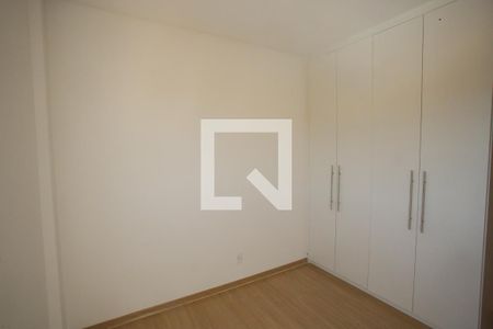 Quarto 1 de apartamento para alugar com 2 quartos, 50m² em Jacarepaguá, Rio de Janeiro