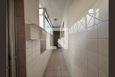 Apartamento à venda com 85m², 3 quartos e 1 vagaCorredor