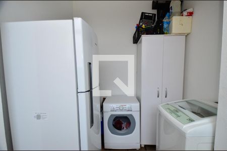 Apartamento à venda com 75m², 3 quartos e sem vagaÁrea de serviço