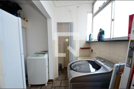 Apartamento à venda com 75m², 3 quartos e sem vagaÁrea de serviço