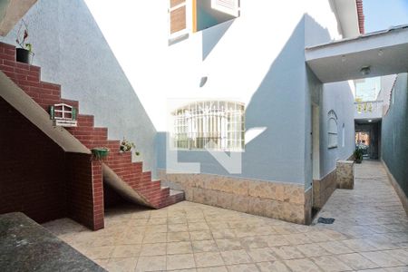 Casa para alugar com 230m², 3 quartos e 2 vagas Casa para alugar com 230m², 3 quartos e 2 vagasÁrea externa
