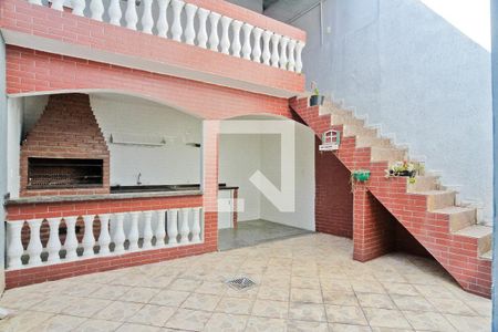 Área externa de casa para alugar com 3 quartos, 230m² em Parque Nações Unidas, São Paulo