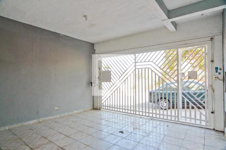 Casa para alugar com 230m², 3 quartos e 2 vagas Casa para alugar com 230m², 3 quartos e 2 vagasGaragem
