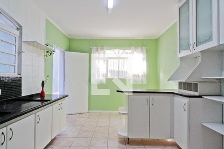 Casa para alugar com 230m², 3 quartos e 2 vagas Casa para alugar com 230m², 3 quartos e 2 vagasCozinha