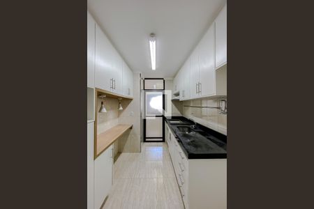 Apartamento para alugar com 71m², 3 quartos e 2 vagasCozinha