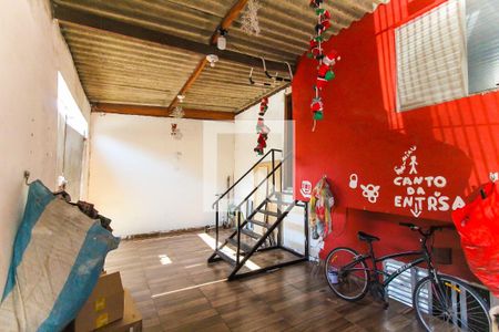 Casa para alugar com 55m², 1 quarto e sem vagaEntrada