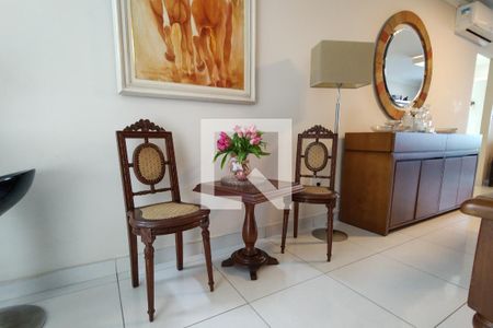 Sala de apartamento para alugar com 3 quartos, 127m² em Boqueirão, Praia Grande