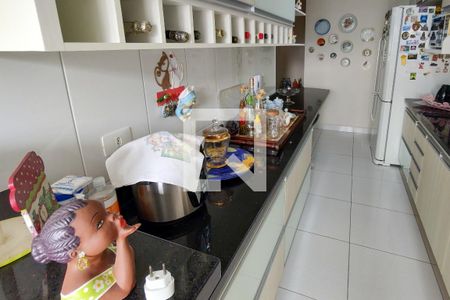 Apartamento para alugar com 127m², 3 quartos e 2 vagas Apartamento para alugar com 127m², 3 quartos e 2 vagasCozinha