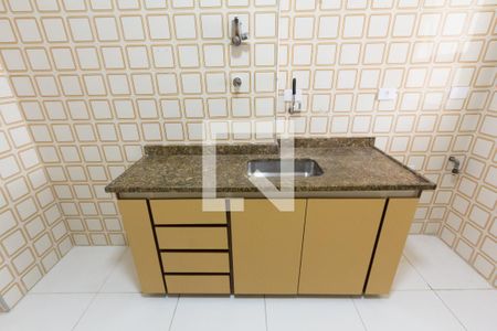 Apartamento à venda com 86m², 2 quartos e 3 vagas Apartamento à venda com 86m², 2 quartos e 3 vagasCozinha