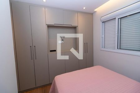 Apartamento à venda com 66m², 2 quartos e 2 vagasSuíte