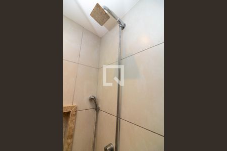 Apartamento à venda com 66m², 2 quartos e 2 vagasBanheiro Social