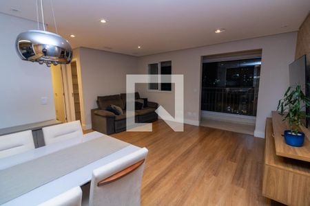 Apartamento à venda com 66m², 2 quartos e 2 vagasSala