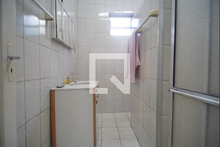 Casa à venda com 259m², 5 quartos e 4 vagasBanheiro 1