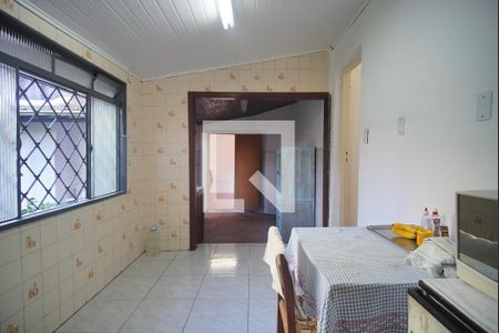 Casa à venda com 259m², 5 quartos e 4 vagasCozinha