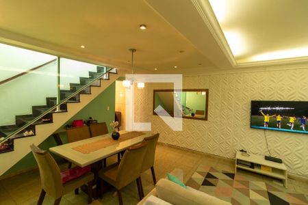 Sala de casa para alugar com 5 quartos, 250m² em Jardim São Nicolau, São Paulo