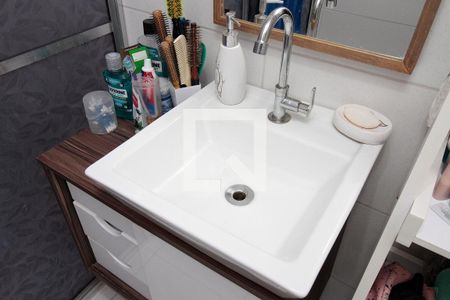 Banheiro de apartamento à venda com 1 quarto, 49m² em Santa Efigênia, São Paulo