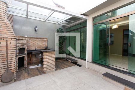 Casa à venda com 400m², 4 quartos e 7 vagasEspaço Gourmet