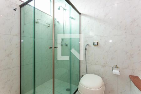 Casa à venda com 400m², 4 quartos e 7 vagasBanheiro do Suíte 1