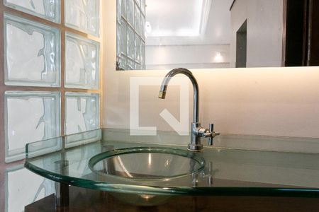 Casa à venda com 400m², 4 quartos e 7 vagasLavabo do Espaço Gourmet