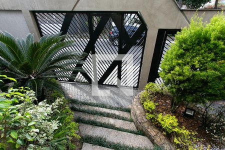 Casa à venda com 400m², 4 quartos e 7 vagasEntrada