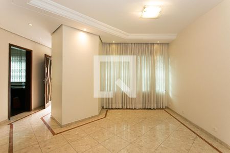 Sala de casa à venda com 4 quartos, 400m² em Cidade Mãe do Céu, São Paulo