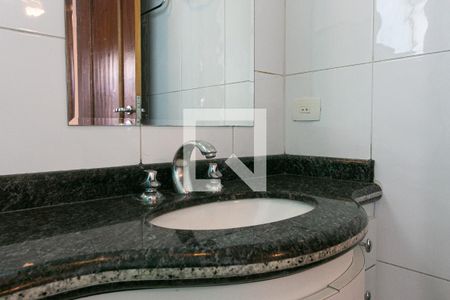 Casa à venda com 400m², 4 quartos e 7 vagasBanheiro da Suíte 3