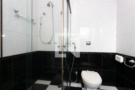 Casa à venda com 400m², 4 quartos e 7 vagasBanheiro da Suíte 4