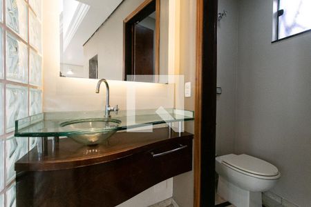 Casa à venda com 400m², 4 quartos e 7 vagasLavabo do Espaço Gourmet