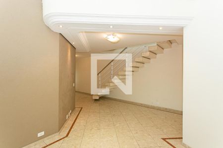 Sala de casa à venda com 4 quartos, 400m² em Cidade Mãe do Céu, São Paulo