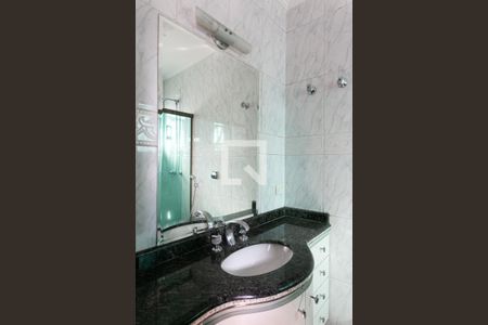 Casa à venda com 400m², 4 quartos e 7 vagasBanheiro da Suíte 2