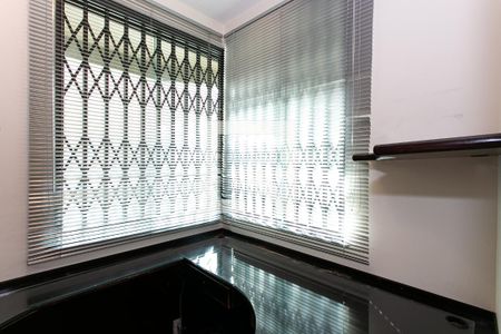 Casa à venda com 400m², 4 quartos e 7 vagasEscritório