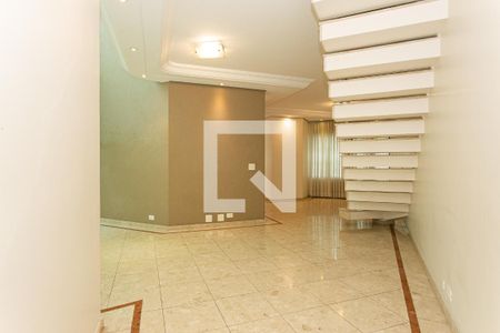 Sala de casa à venda com 4 quartos, 400m² em Cidade Mãe do Céu, São Paulo