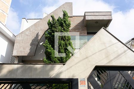 Casa à venda com 400m², 4 quartos e 7 vagasFachada