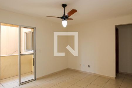 Sala de apartamento para alugar com 3 quartos, 70m² em Abolição, Rio de Janeiro