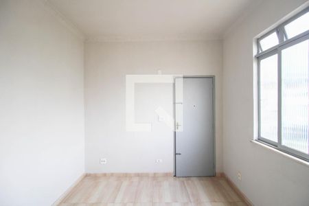 Sala de apartamento para alugar com 2 quartos, 48m² em Centro, Nilópolis
