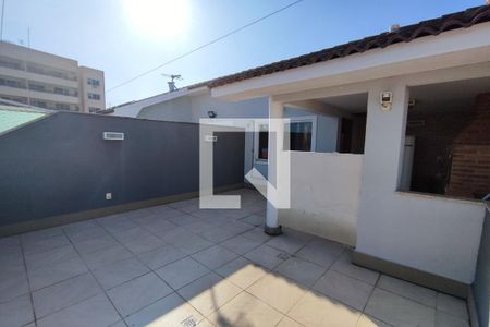 Casa de condomínio à venda com 132m², 3 quartos e 1 vagaEntrada