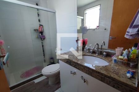 Casa de condomínio à venda com 132m², 3 quartos e 1 vagaBanheiro