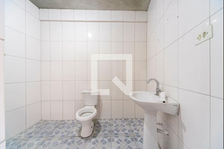 Banheiro de casa para alugar com 1 quarto, 81m² em Vila Suíça, Santo André