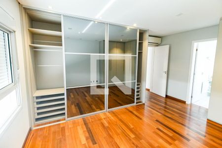 Apartamento para alugar com 191m², 3 quartos e 3 vagasSuíte 3 - armários
