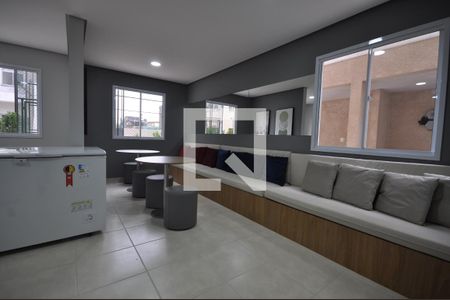 Apartamento para alugar com 38m², 2 quartos e sem vagaÁrea comum - Salão de festas