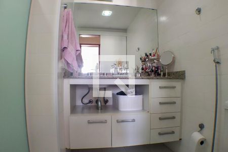 Apartamento à venda com 82m², 2 quartos e 1 vagaBanheiro Social